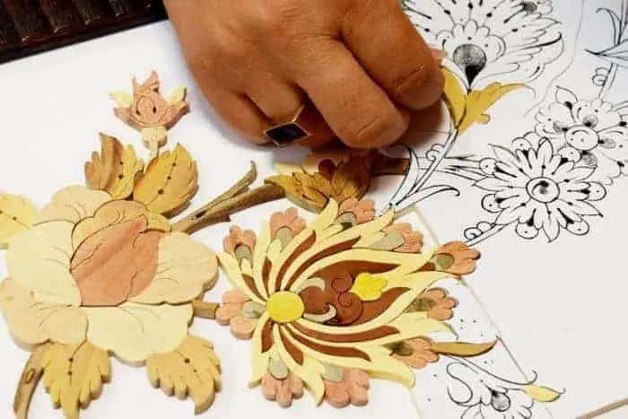 معرق کاری چوب از صنایع دستی قم معرق کاری چوب