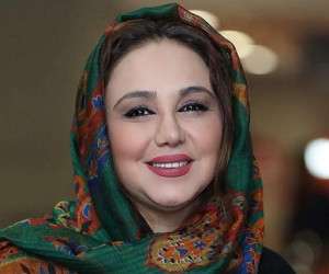 بهنوش بختیاری ، کودکی بهنوش بختیاری