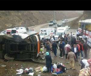 واژگونی اتوبوس