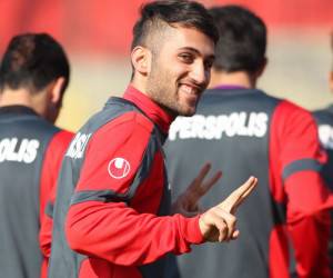 پیام صادقیان و پرسپولیس