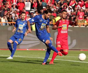 پرسپولیس و استقلال