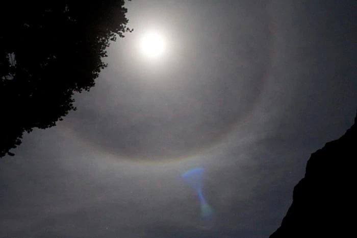 چگونه تشکیل شدن حلقه دورماه حلقه دور ماه