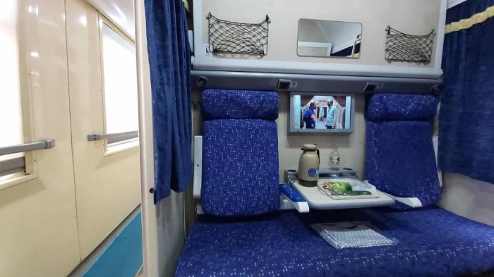 مزایا و معایب قطارهای کوپهای