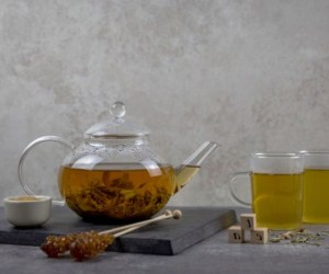طرز تهیه دمنوش و چای گیاهی