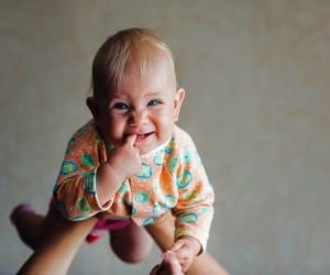 رشد دندان نوزاد