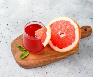 شربتی از انار و گریپفروت