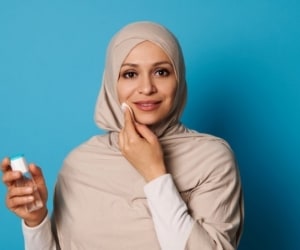 پاک کردن آرایش