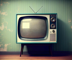 تلویزیون