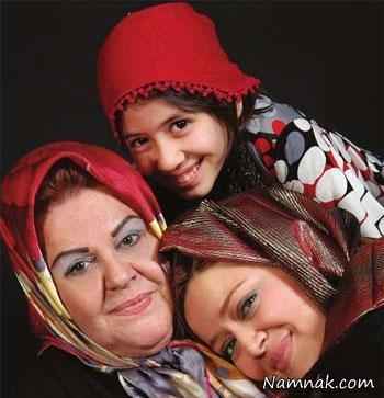 بهاره رهنما بهاره رهنما در کنار مادر و دخترش