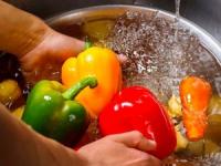 شستن میوه و سبزیجات