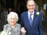 پیرترین عروس و داماد بریتانیا