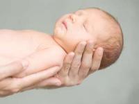 والدین نوزاد