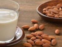 عوارض شیر بادام