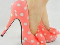 کفش پاشنه بلند