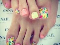 طراحی ناخن پا 