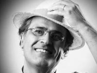 بهزاد خداویسی