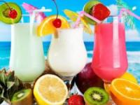 تزیین کردن لیوان با میوه