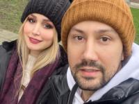 شاهرخ استخری و همسرش