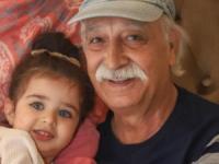محمود پاک نیت و نوه اش