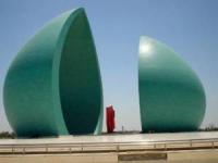 آرامگاه-قیصر-امین-پور