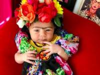 مادر خلاق و نوزاد 3 ماهه