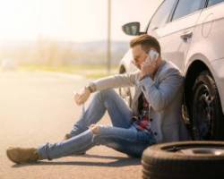 تعویض لاستیک ماشین