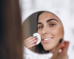 پاک کردن آرایش