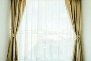 شستن پرده توری