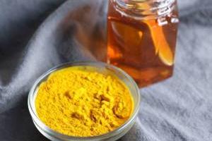 آنتی بیوتیک عسل و زردچوبه