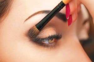 آموزش آرایش چشم