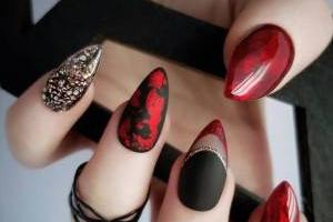 لاک قرمز و مشکی