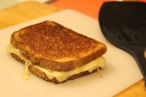 ساندویچ پنیر