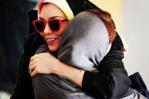  آزاده نامداری