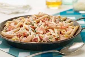 پنه ریگاته با میگو و سس خامه