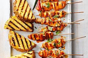 چیکن ساتای تایلندی با آناناس کبابی