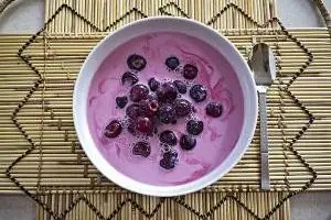 سوپ سرد گیلاس