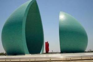 آرامگاه-قیصر-امین-پور