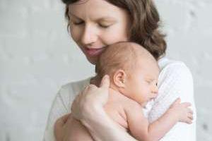 نوزاد دو هفته ای 