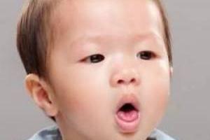 سرفه شبانه نوزاد