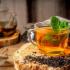 چای یکی از نوشیدنی های محبوب برای همه ایرانی ها است اما دم کردن چای اصول خاصی دارد که رعایت آنها به شما برای داشتن یک چای خوش عطر و طعم کمک زیادی خواهد کرد. واسه مهمونات، چایی رو اینطوری دم کنی بهتره