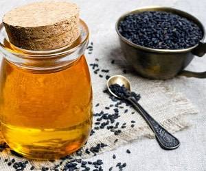 عسل و سیاه دانه