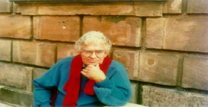 احمد شاملو
