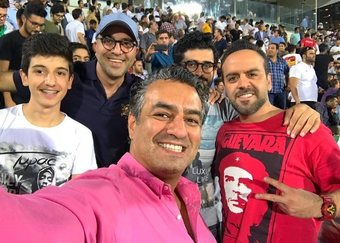 سام نوری و بهرنگ علوی در ورزشگاه آزادی سام نوری در ورزشگاه آزادی