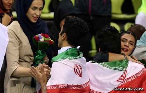 اهدای گل بازیکن والیبال ایران به همسرش