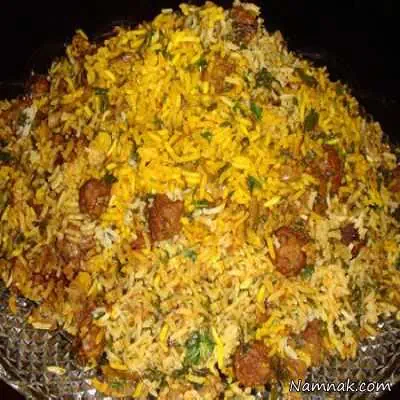 طرز تهیه گشنیز پلو با کوفته قلقلی گشنیز پلو با کوفته قلقلی