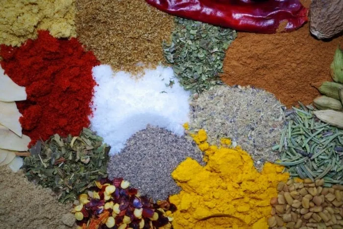 ادویه های موثر در چربی سوزی ادویه