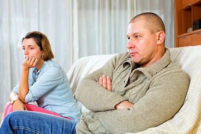 فاصله گرفتن از او در صورت نیاز رفتار با وسواس فکری