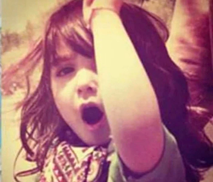 عکس کودکی فرناز رهنما کودکی فرناز رهنما