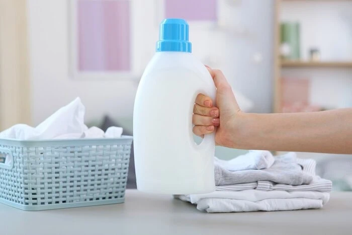 محلول سفیدکننده لباس محلول سفیدکننده