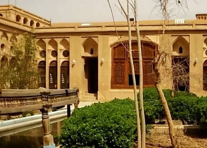 خانه لاریها در شهر یزد خانه لاریها یزد